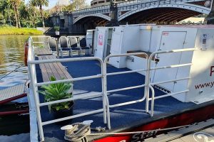 Private Hire Beer Garden | Yarra River Cruises