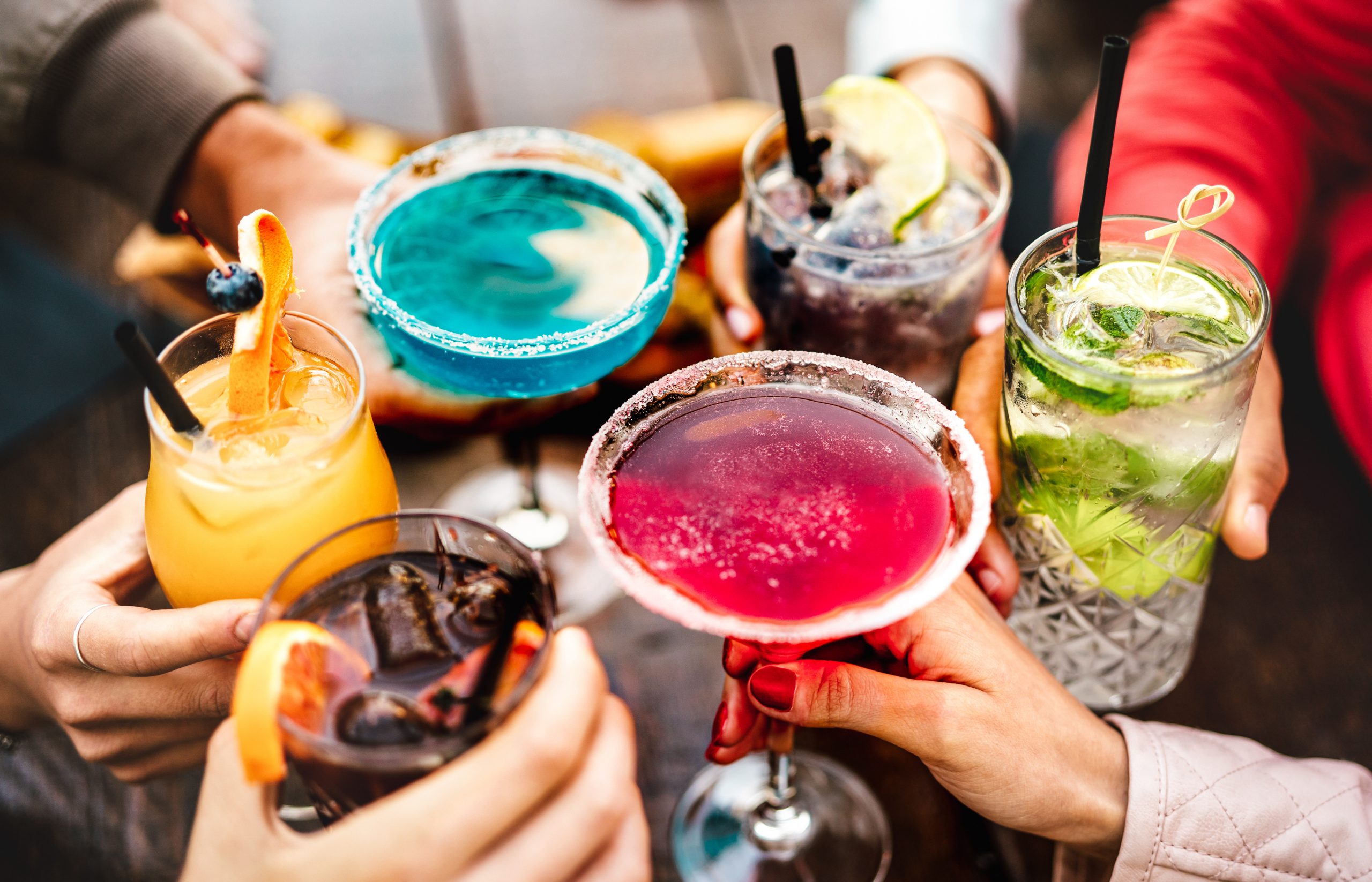 Your Complete Guide On The Best Bottomless Cocktails