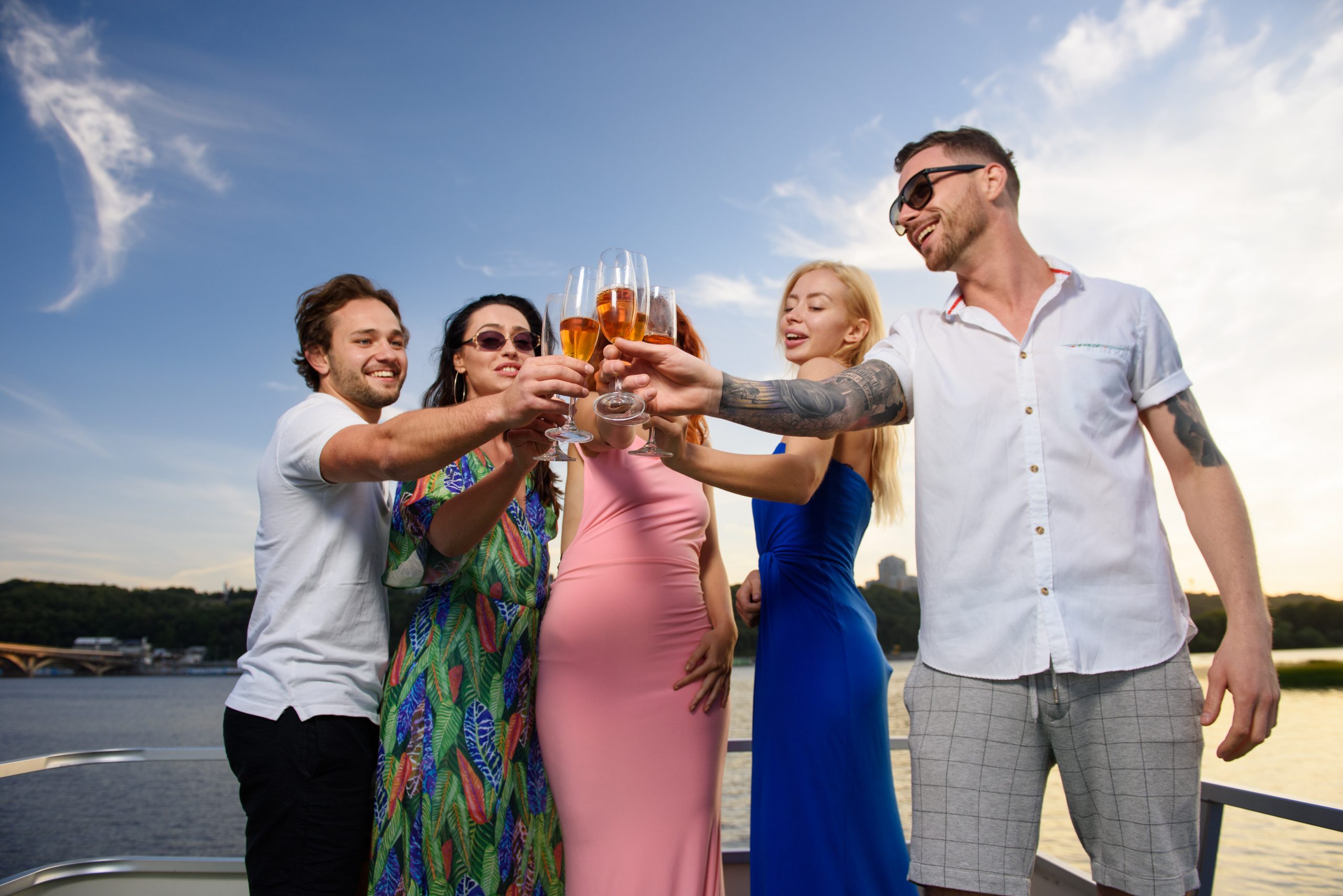Party Boat Hire: The Best Way to Get Your Party Started