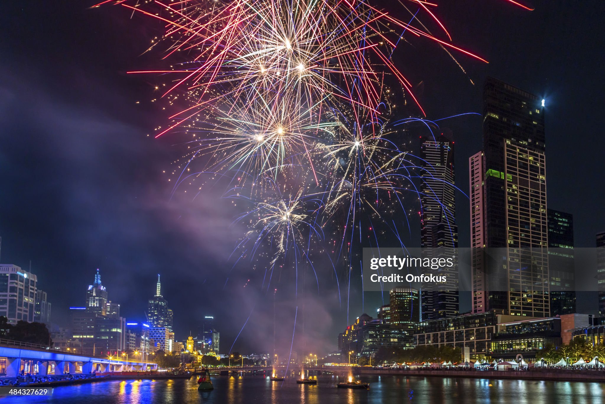 Melbourne New Year’s Eve 2025: The Essential Plan (Times, Closures & Viewing)